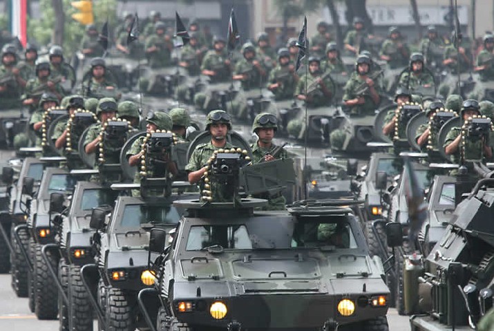Desfile Militar. Foto: Oyenoticiero