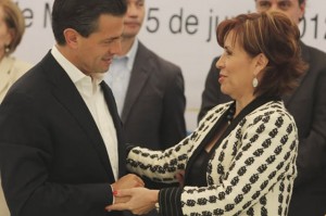Rosario Robles y EPN. Foto: Especial