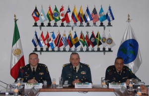 El General Cienfuegos durante la reunión. Foto: Sedena