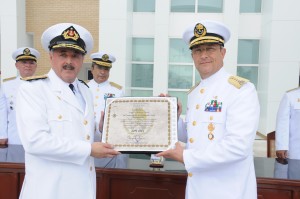 El Secretario de Marina y el Comandante en Jefe de la Armada de Chile. Foto: Semar