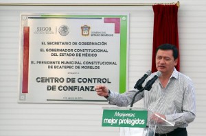 Osorio Chong inaugura Centro de Control de Confianza. Foto: Especial