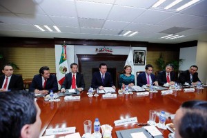 Segob y PGR en reunión de trabajo. Foto: Especial